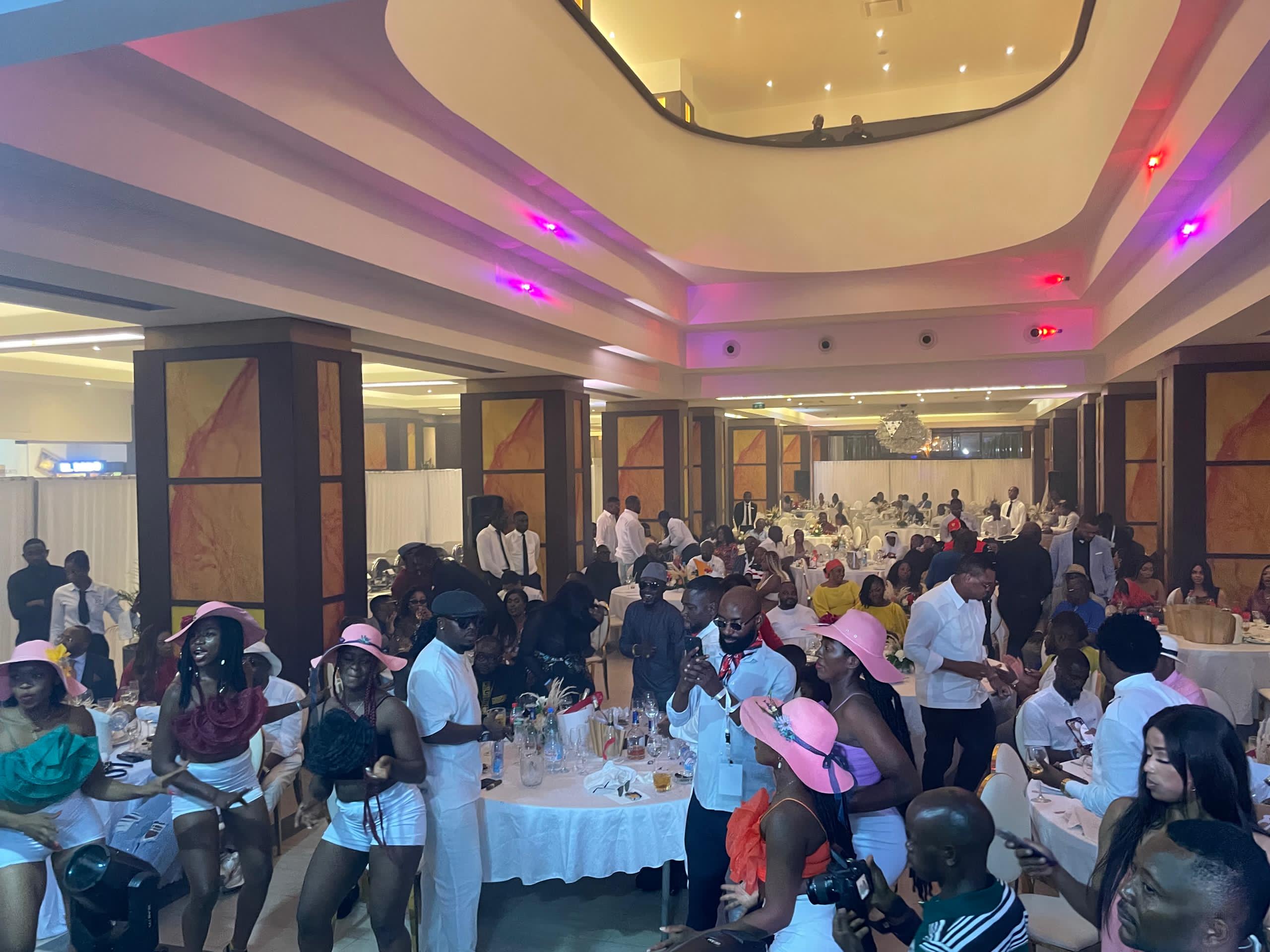 Dîner avec Petit Pays à l'hôtel Krystal Palace